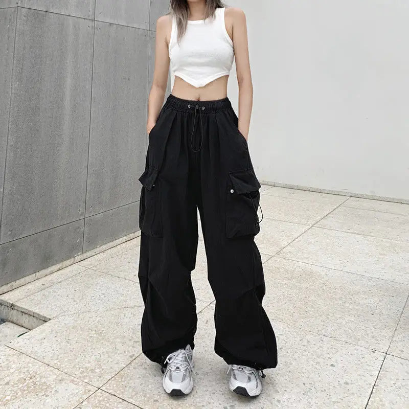 High-Waist Retro Cargo Pants 🖤✨
