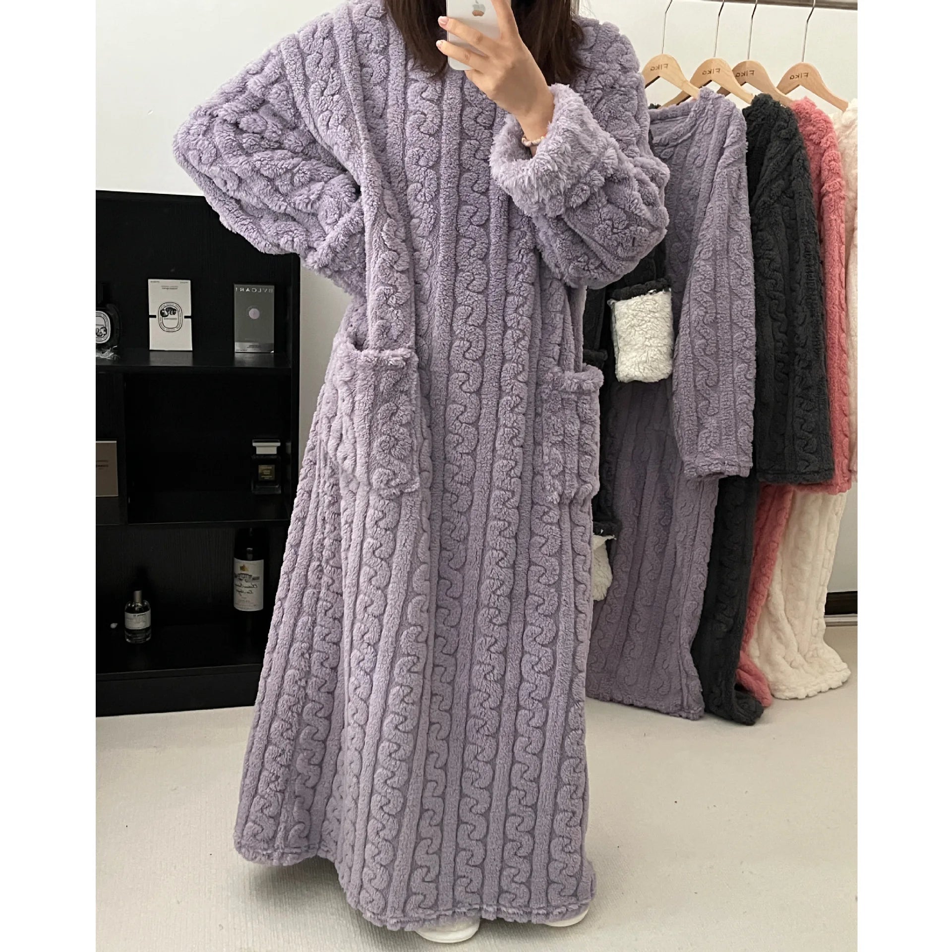 Women’s Coral Fleece Bathrobe – Thick & Warm Winter Robe Loungewear