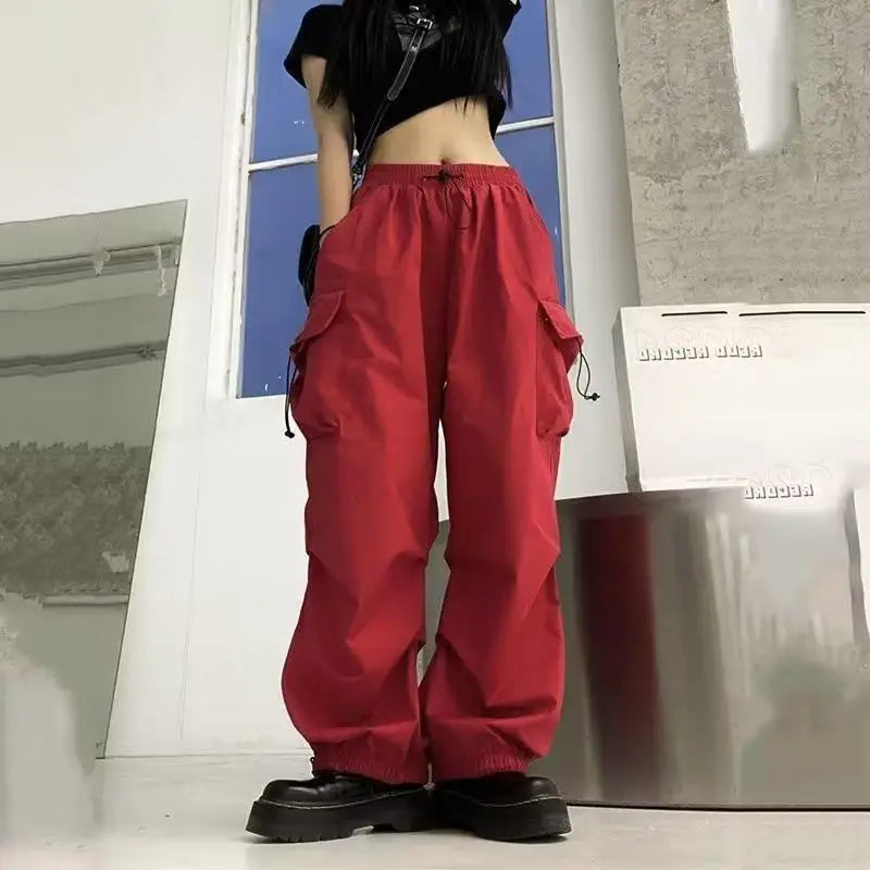 High-Waist Retro Cargo Pants 🖤✨