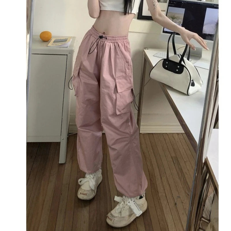 High-Waist Retro Cargo Pants 🖤✨