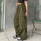 High-Waist Retro Cargo Pants 🖤✨